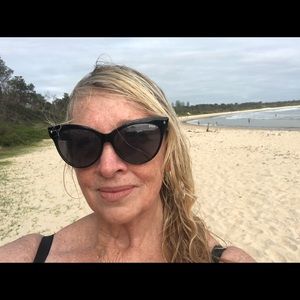 Meet your Posher, Carmella